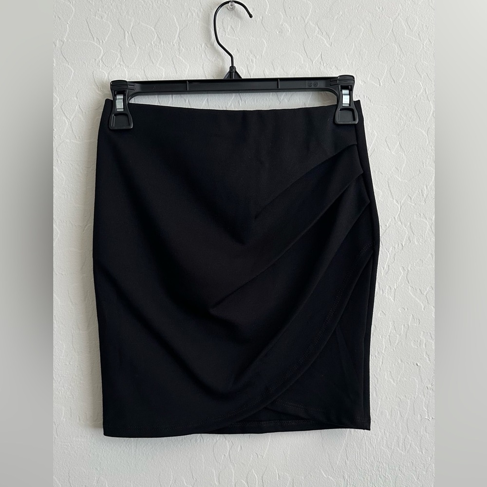 Black Stretchy Bodycon Mini Skirt - S